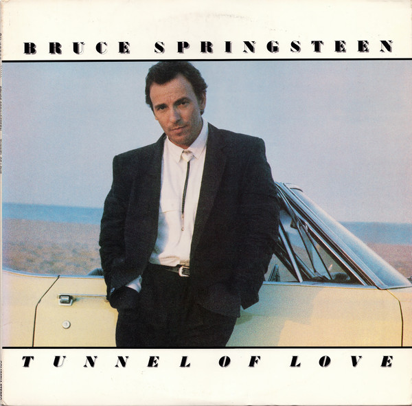 Hoes van Tunnel Of Love