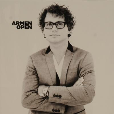 Hoes van Armen Open