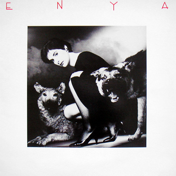 Hoes van Enya