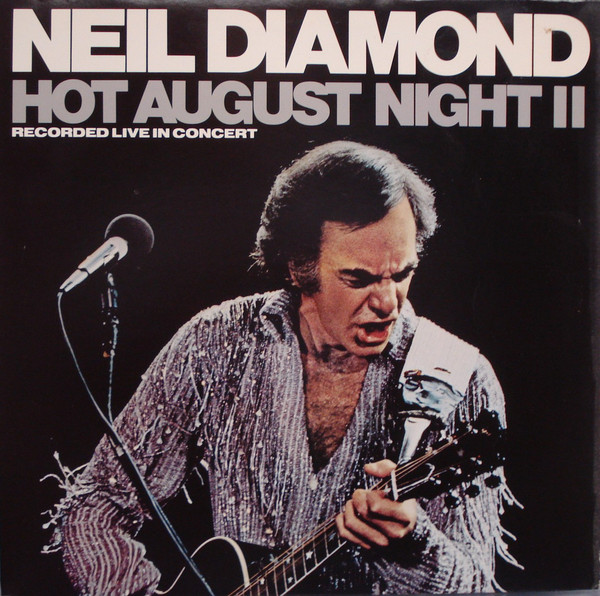 Hoes van Hot August Night II